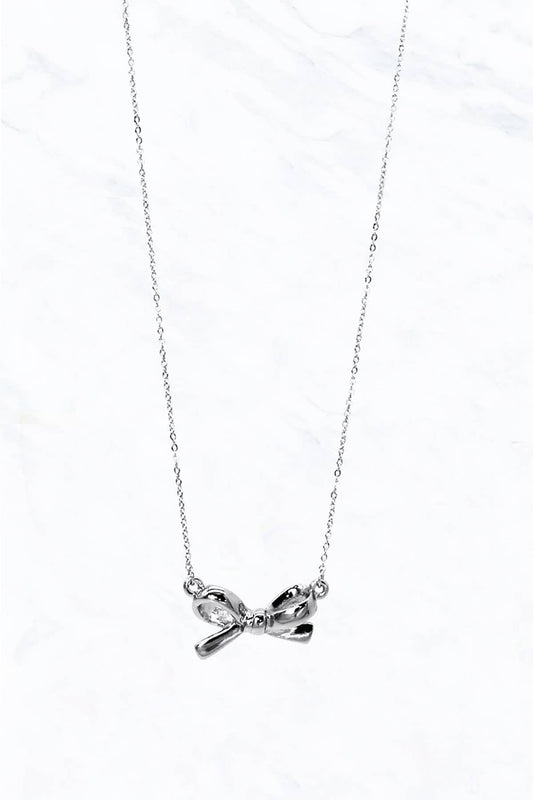 65034 Petit Bow Pendant Short Charm Necklace